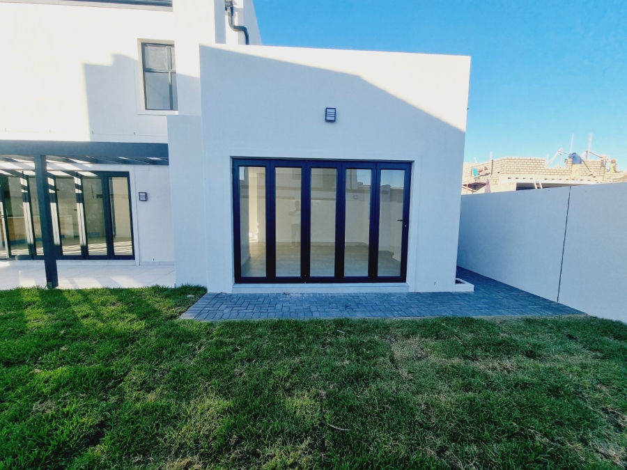 4 Bedroom Property for Sale in Sandown Western Cape